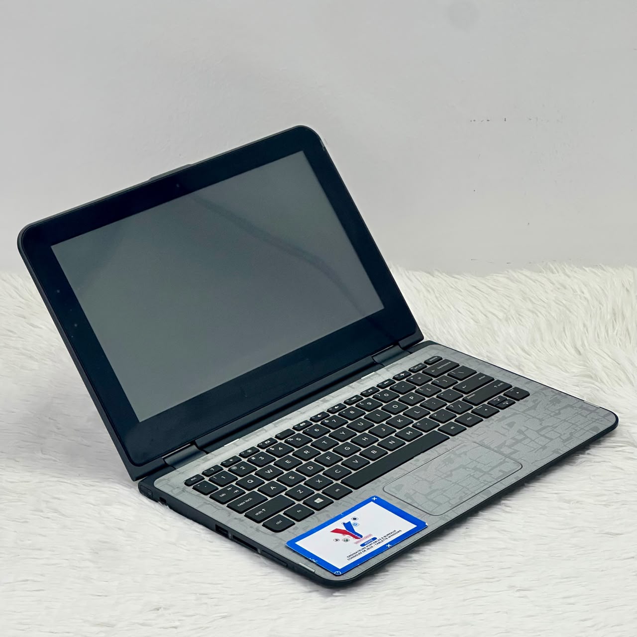 HP Probook x310 G2  Dual Core(TM)   -N3050 CPU @ 1.60GHz  - 2.16GHz 12 ’’, 128 SSD - 4 Go Ram - Azerty